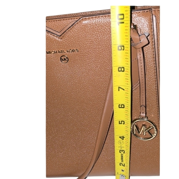 LIKE NEW AUTHENTIC MICHAEL KORS DESIGNER MEDIUM PEBBLED LEATHER TOTE BAG LUGGAGE - Picture 11 of 11